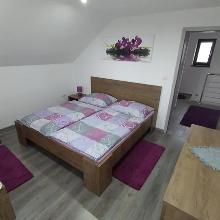 Ferienhaus V Sukromi Horec