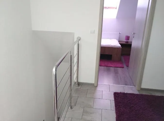 V Sukromi Horec Vakantiehuis *